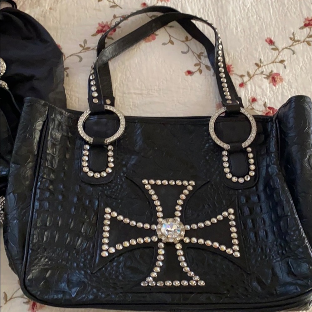Authentic Raviani shoulder purse